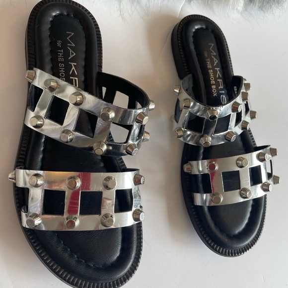 Makris silver caged and stud flat sandal - Picture 6 of 7